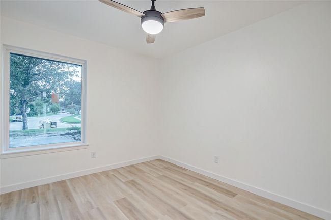 Secondary Bedroom | Image 21