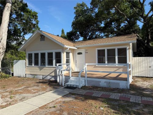 3726 18th Avenue S, ST PETERSBURG, FL, 33711 | Card Image