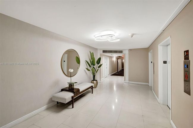 APT-16F - 5600 Collins Ave, Condo with 2 bedrooms, 2 bathrooms and null parking in Miami Beach FL | Image 21