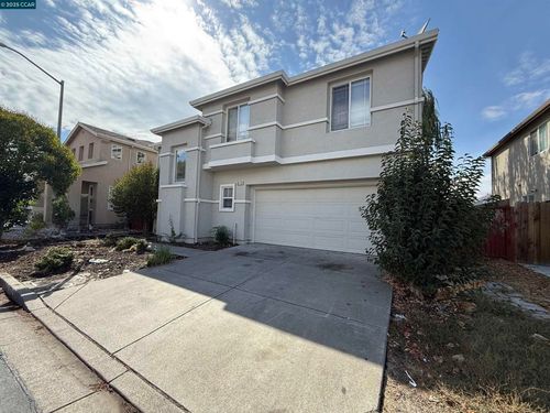 815 Spring Mountain Ln, American Canyon, CA, 94503-3935 | Card Image