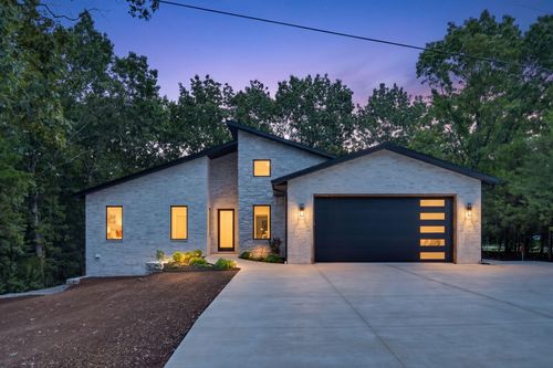 1 Midview Dr, Kimberling City, MO, 65686-9703 | Card Image