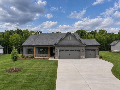 417 Weslyn Drive, Social Circle, GA, 30025 | Card Image