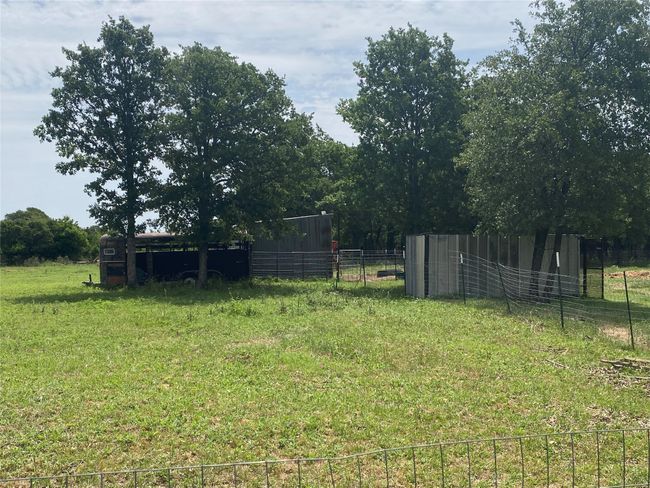 Loafing Shed | Image 25