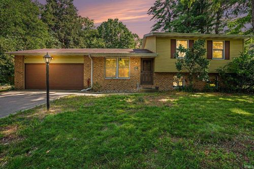 22020 Hanover Dr, Bristol, IN, 46507-9723 | Card Image