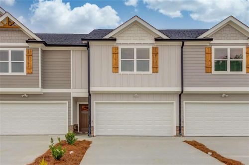 6377 Pine Station Dr, Lula, GA, 30554-6634 | Card Image