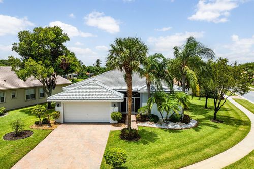 8925 Via Tuscany Dr, Boynton Beach, FL, 33472-7147 | Card Image