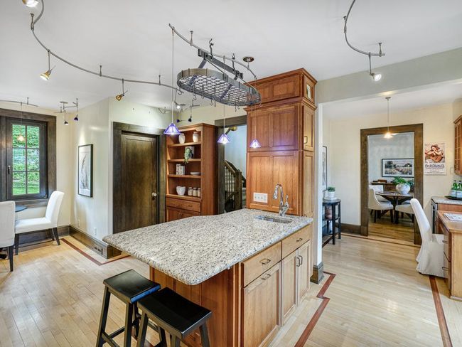 12 - Kitchen.jpg | Image 13