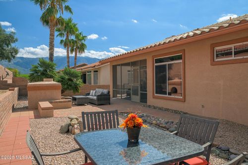 2365 E Agapanthus St, Oro Valley, AZ, 85755-7192 | Card Image
