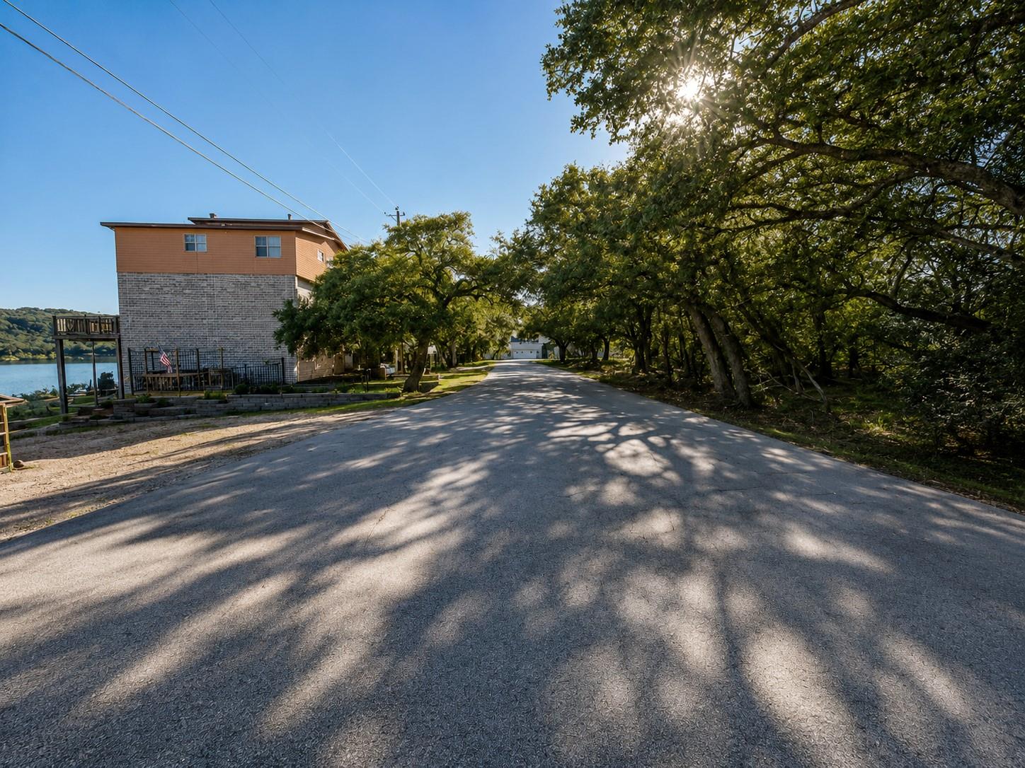 Land in Lago Vista
