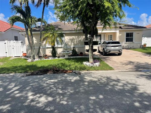 5374 Sw 33rd Ave, Fort Lauderdale, FL, 33312-5578 | Card Image