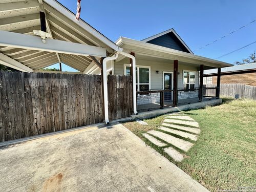 2029 Blueridge Dr, Canyon Lake, TX, 78133-3462 | Card Image