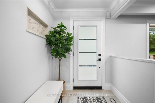 162 Greenbrook Dr, Kitchener, ON, N2M4J7 | Card Image