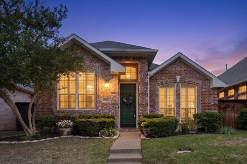 8707 Wellington Rd, Irving, TX, 75063-4290 | Card Image