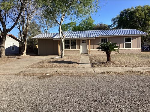 1009 Anderson Dr, Alice, TX, 78332-3607 | Card Image