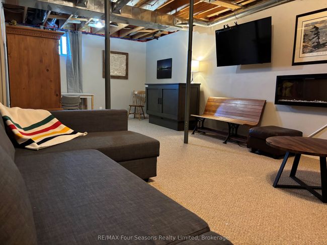 139 Young Dr, House other with 3 bedrooms, 2 bathrooms and 6 parking in Unknown ON | Image 26