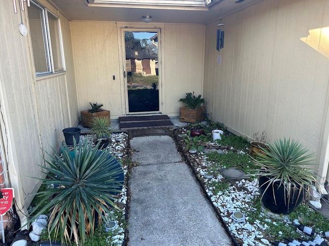 Welcome to your inviting entrance, where charm meets comfort. | Image 4