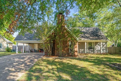 8438 River Glen Dr, Germantown, TN, 38139-3326 | Card Image