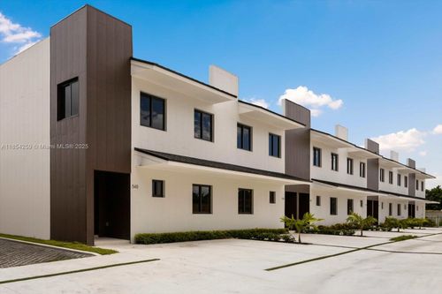 3-540 Nw 7th St, Florida City, FL, 33034-2090 | Card Image