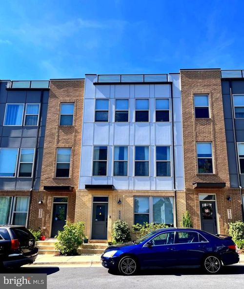 5135 Longstone Way, North Bethesda, MD, 20852-2100 | Card Image