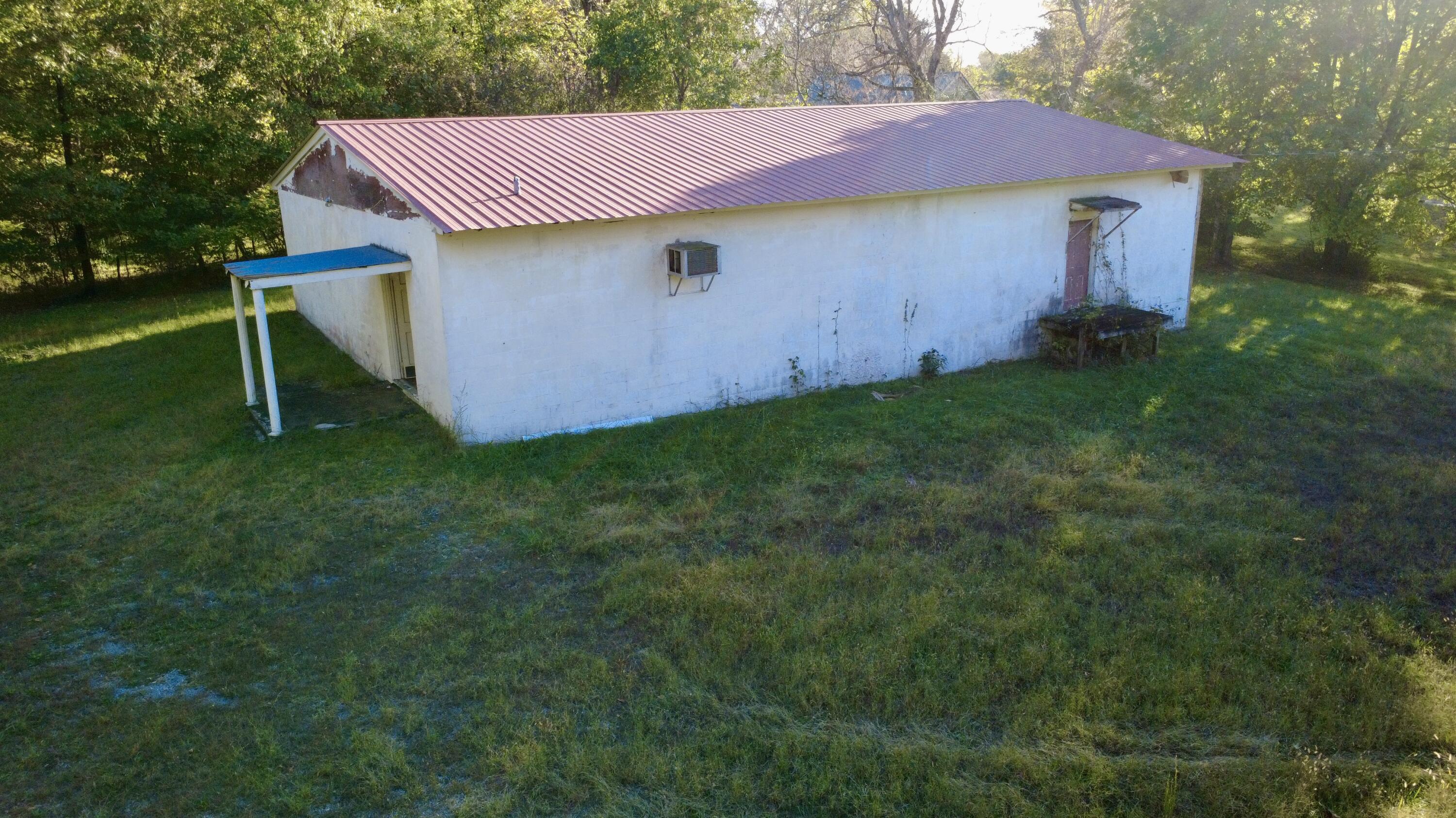 Commercial Sale in Benton