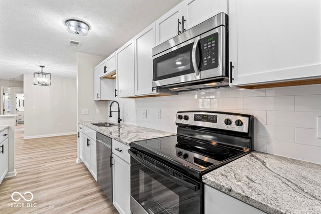 UNIT-104 - 8216 Glenwillow Ln, Condo with 3 bedrooms, 2 bathrooms and null parking in Indianapolis IN | Image 7