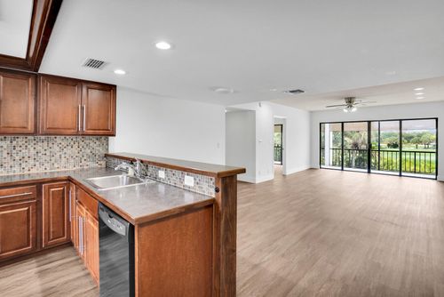 a201-1701 Presidential Way, West Palm Beach, FL, 33401 | Card Image