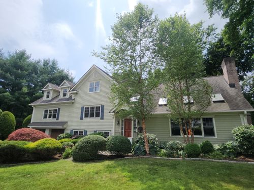 8 Caddy Rd, Norwalk, CT, 06851-1604 | Card Image