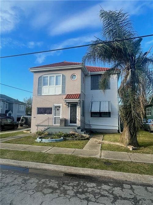 4237 S Prieur St, New Orleans, LA, 70125-5123 | Card Image