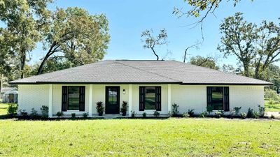 13495 Leaning Oaks, House other with 4 bedrooms, 2 bathrooms and null parking in Beaumont TX | Image 1