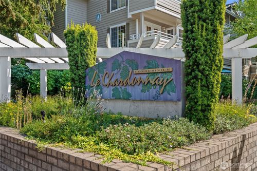 apt-e104-14057 Ne 181st St, Woodinville, WA, 98072-6851 | Card Image