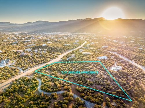 61 Twin Arrow Dr, Sandia Park, NM, 87047-8562 | Card Image