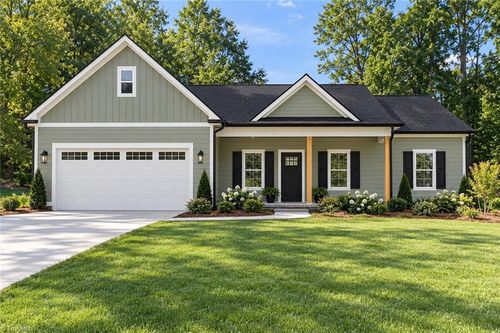 137 Mcdaniel Road, Advance, NC, 27006 | Card Image