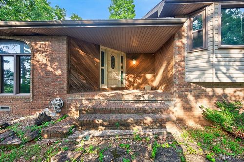 468 White Clover Rd, Strafford, MO, 65757-8768 | Card Image