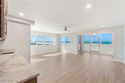 101-25900 Hickory Blvd, BONITA SPRINGS, FL, 34134-3761 | Card Image