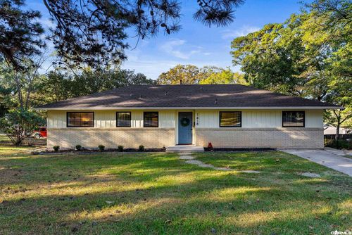 1418 Pine Valley Road, Little Rock, AR, 72207 | Card Image