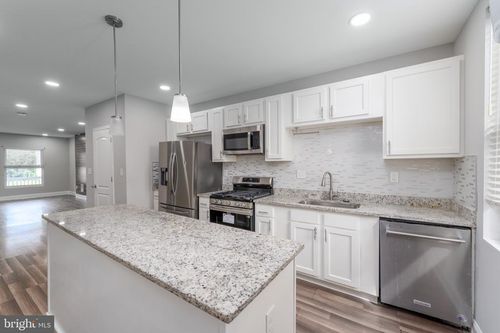 1521 Carswell St, BALTIMORE, MD, 21218-4904 | Card Image