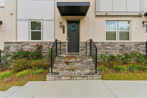 3370 Oak Harbor Dr, Peachtree Corners, GA, 30092-6702 | Card Image
