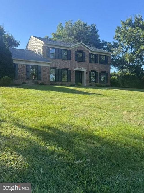 657 N Wales Rd, NORTH WALES, PA, 19454-2669 | Card Image