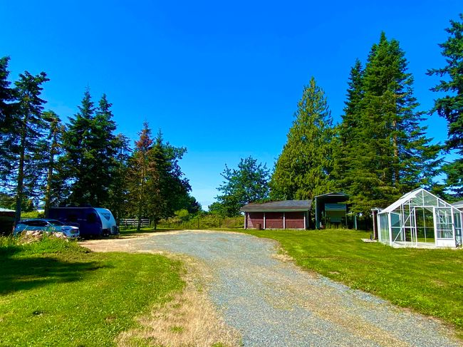 3643 254 St, House other with 10 bedrooms, 7 bathrooms and 20 parking in Aldergrove BC | Image 10
