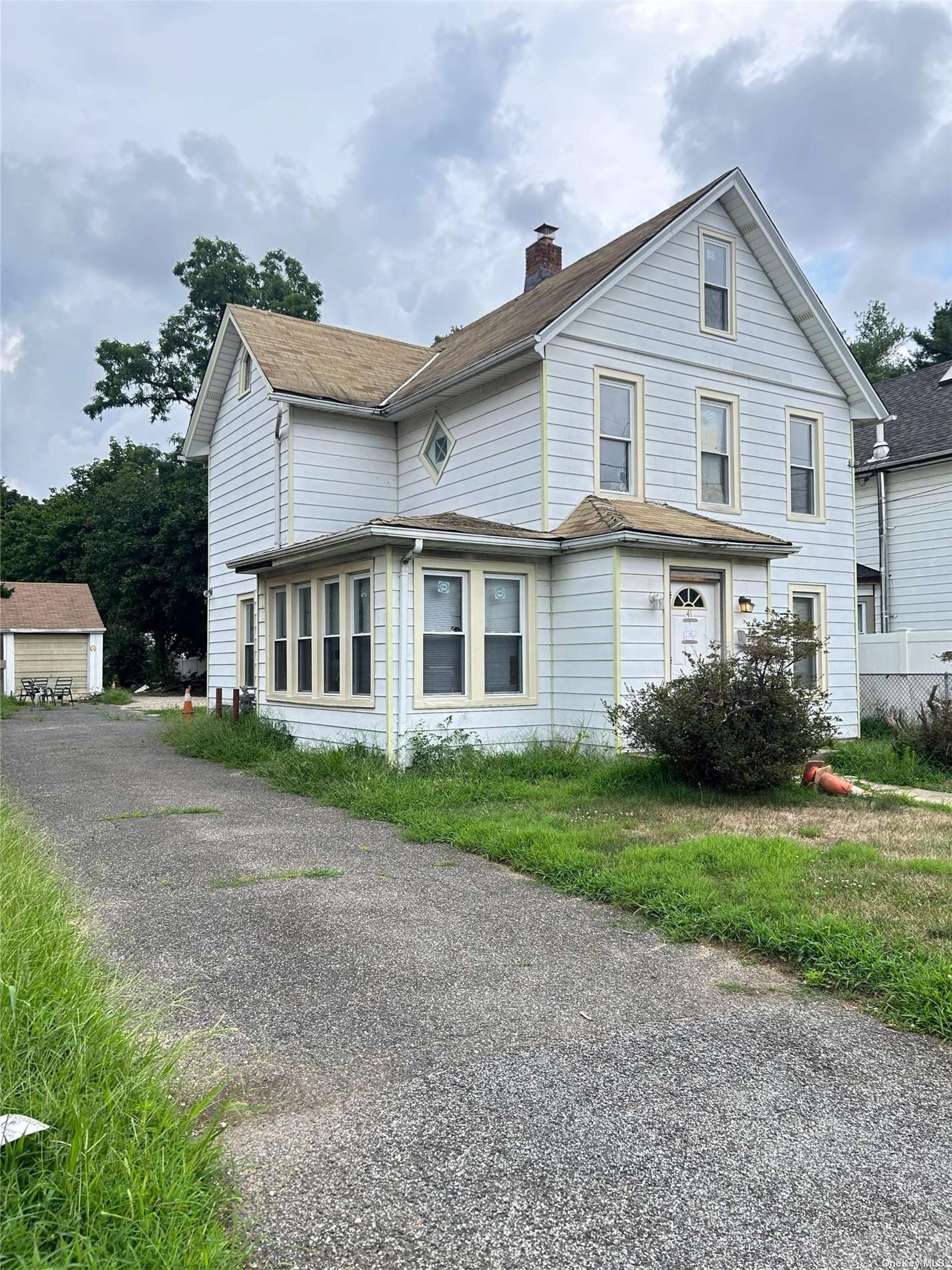 Thorne Ave, Hempstead, NY 11550