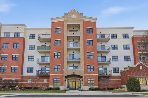 apt-402-14 S Prospect St, Roselle, IL, 60172-2088 | Card Image