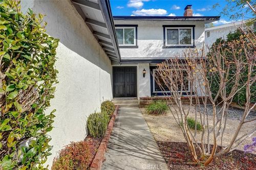 10214 Hanna Ave, Chatsworth, CA, 91311-2817 | Card Image