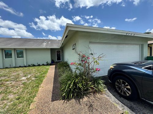 8700 Nw 46th Ct, Lauderhill, FL, 33351-5429 | Card Image