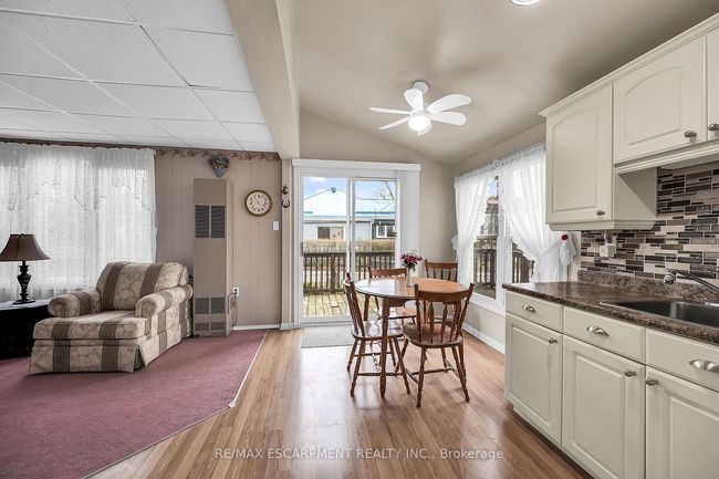 20 Melville Lane, House other with 2 bedrooms, 1 bathrooms and 2 parking in Selkirk ON | Image 12