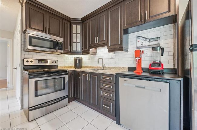 12 - 119 Cedar St S, House attached with 2 bedrooms, 1 bathrooms and 1 parking in Kitchener ON | Image 16