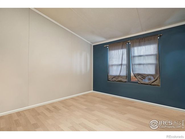 items virtually removed in photo | Image 36