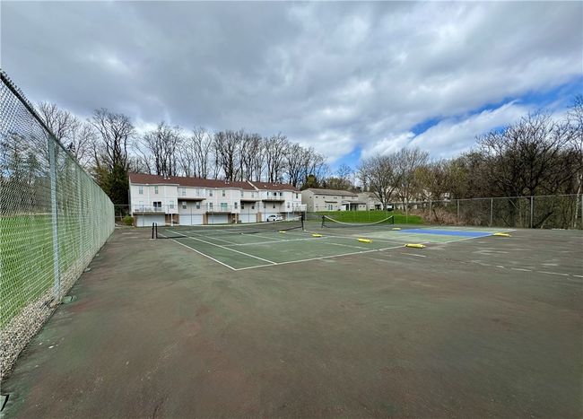 Community tennis and pickleball courts. | Image 35