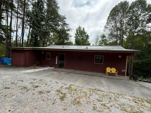 125 W Taxiway Drive, Albany, KY, 42602 | Card Image