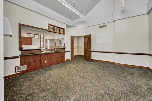 ste-101-48 Route 6, Yorktown Heights, NY, 10598-6350 | Card Image