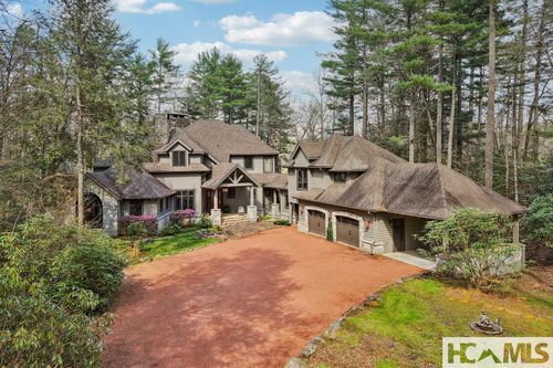 46 Mills Creek Dr, Lake Toxaway, NC, 28747-9698 | Card Image
